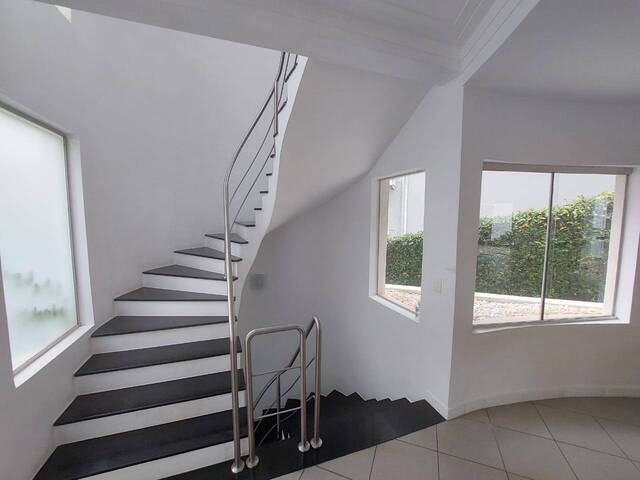 #10 - Casa para Venda em Santana de Parnaíba - SP