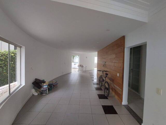 Casa para Venda em Santana de Parnaíba - 4
