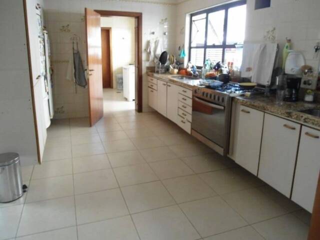 Casa para Venda em Santana de Parnaíba - 4