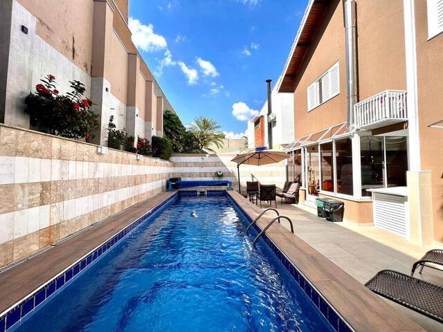 Casa para Venda em Santana de Parnaíba - 5