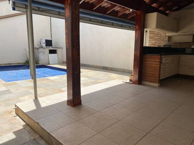 Casa para Locação em Santana de Parnaíba - 4