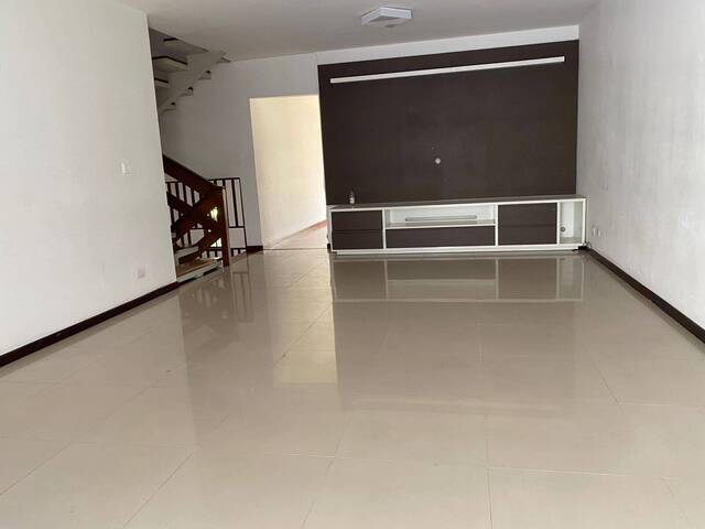 #49 - Casa para Locação em Santana de Parnaíba - SP - 1