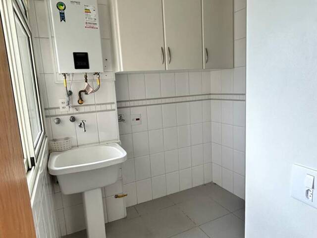 Apartamento para Venda em Santana de Parnaíba - 4