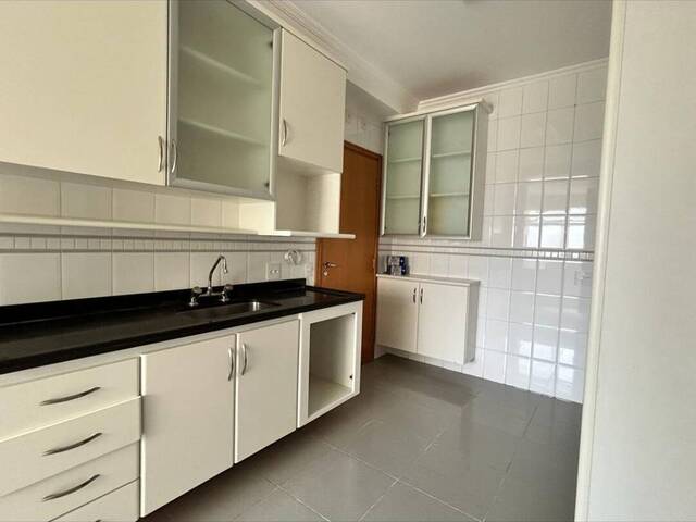 Apartamento para Venda em Santana de Parnaíba - 5