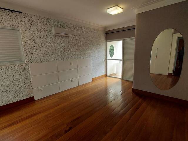 #60 - Casa para Locação em Santana de Parnaíba - SP