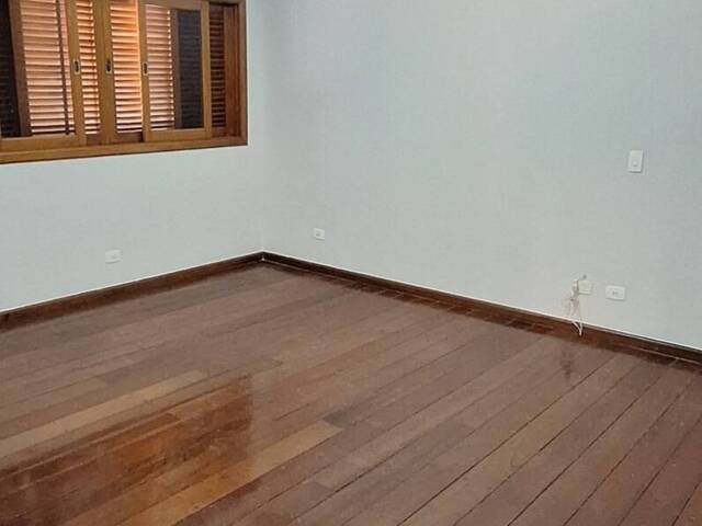 #62 - Casa para Venda em Santana de Parnaíba - SP