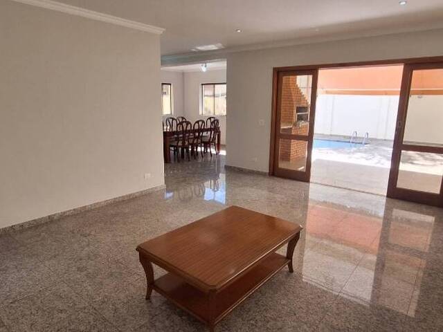 #62 - Casa para Venda em Santana de Parnaíba - SP