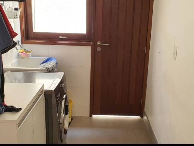 Casa para Venda em Santana de Parnaíba - 5