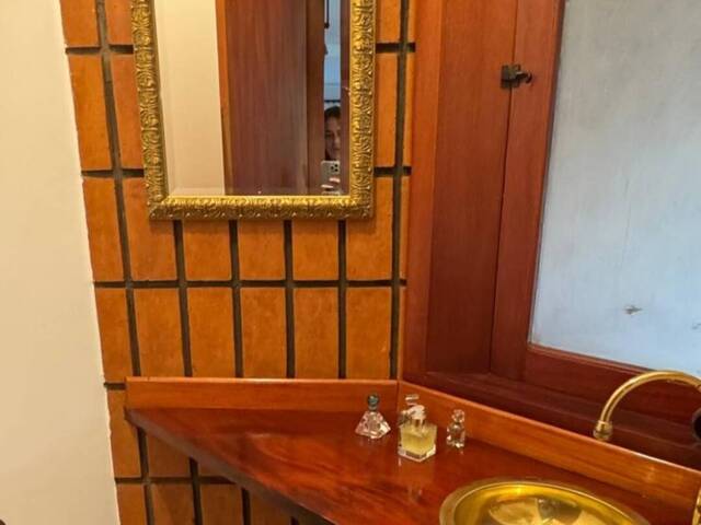 Casa para Venda em Santana de Parnaíba - 5