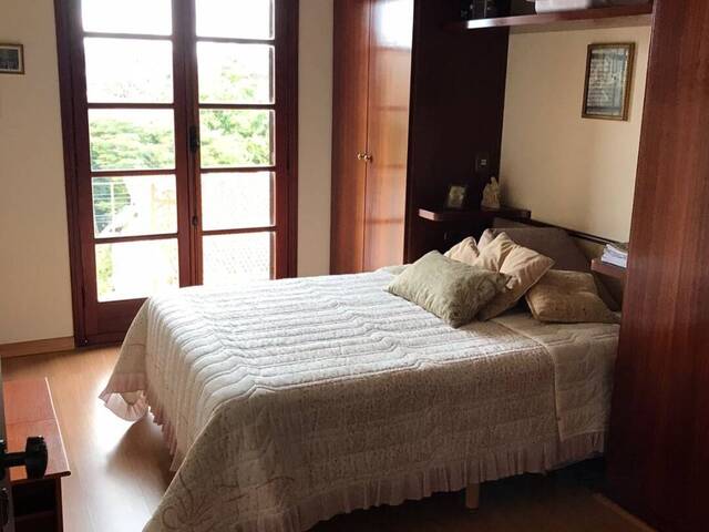 Casa para Venda em Santana de Parnaíba - 4