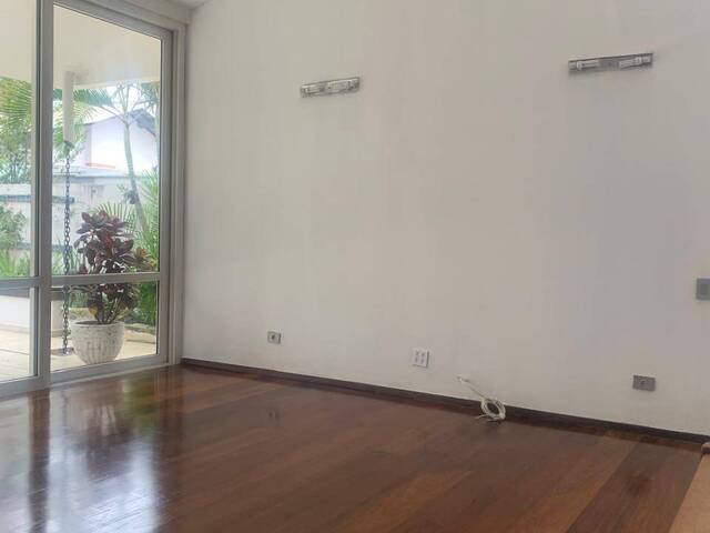 Casa para Locação em Santana de Parnaíba - 5