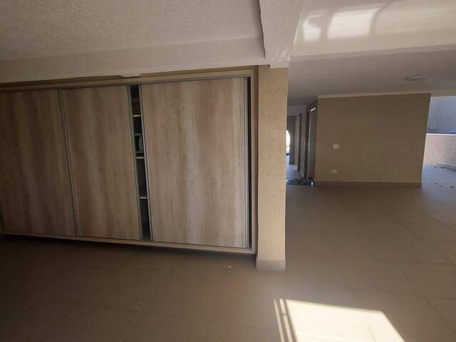 Casa para Venda em Santana de Parnaíba - 4