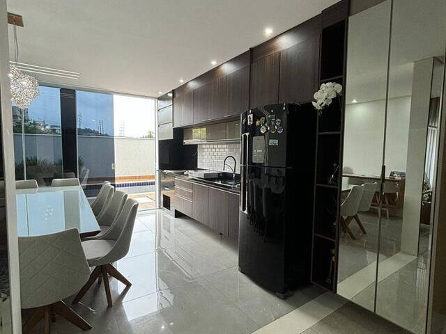 #106 - Casa para Venda em Santana de Parnaíba - SP - 3