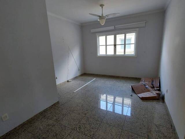 Casa para Venda em Santana de Parnaíba - 5