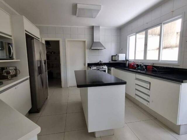 Casa para Venda em Santana de Parnaíba - 4