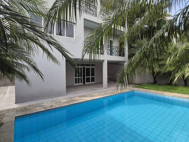 #118 - Casa para Venda em Santana de Parnaíba - SP - 1