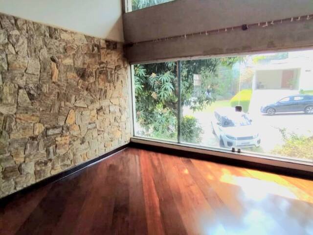 #124 - Casa para Locação em Santana de Parnaíba - SP - 2