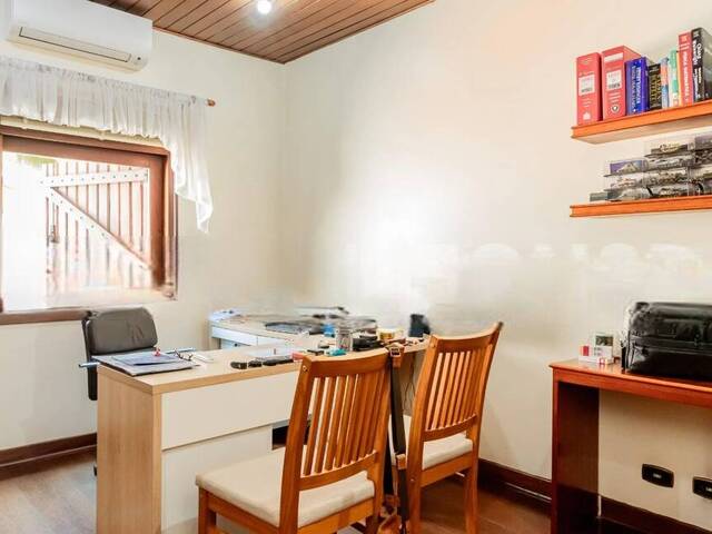 #130 - Casa para Venda em Santana de Parnaíba - SP