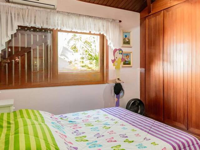 Casa para Venda em Santana de Parnaíba - 5