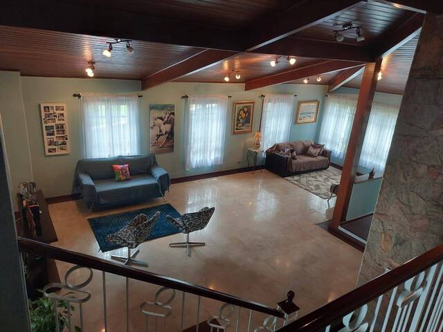 Casa para Venda em Santana de Parnaíba - 4
