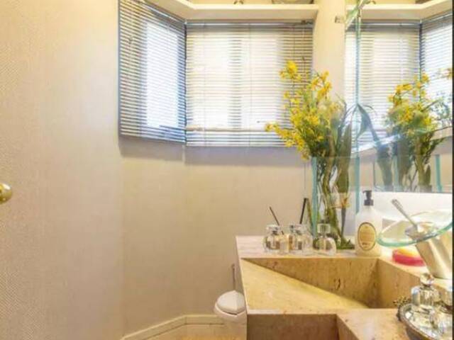 #138 - Casa para Venda em Santana de Parnaíba - SP