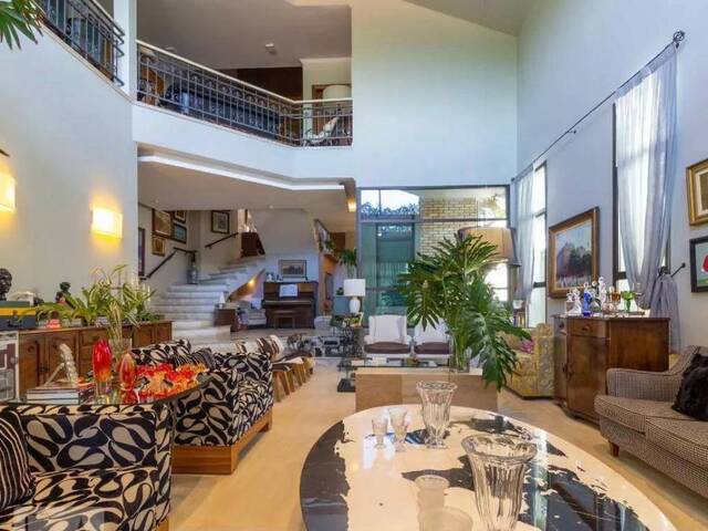 #138 - Casa para Venda em Santana de Parnaíba - SP