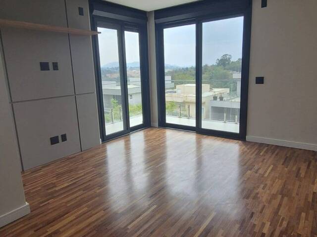 #145 - Casa para Venda em Santana de Parnaíba - SP - 2