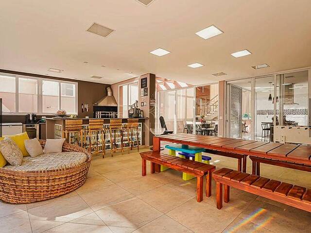 #147 - Casa para Venda em Santana de Parnaíba - SP