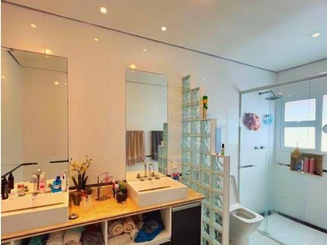 #147 - Casa para Venda em Santana de Parnaíba - SP