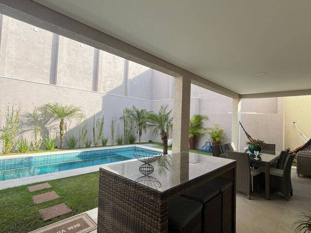 Casa para Venda em Santana de Parnaíba - 4