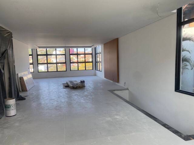 Casa para Venda em Santana de Parnaíba - 4