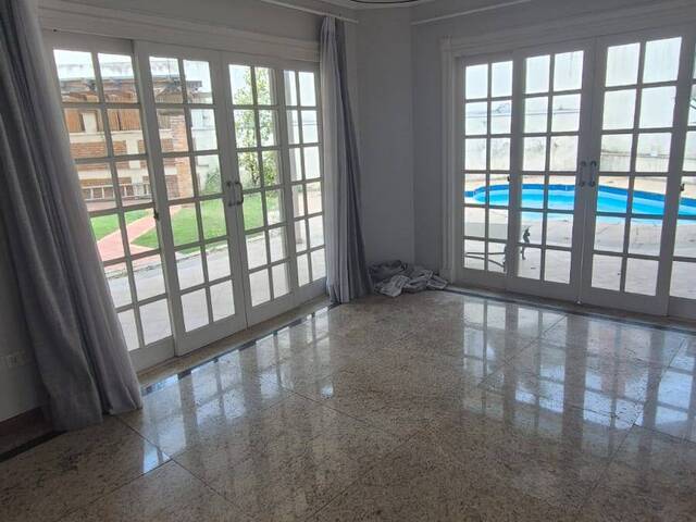 #157 - Casa para Venda em Santana de Parnaíba - SP - 3