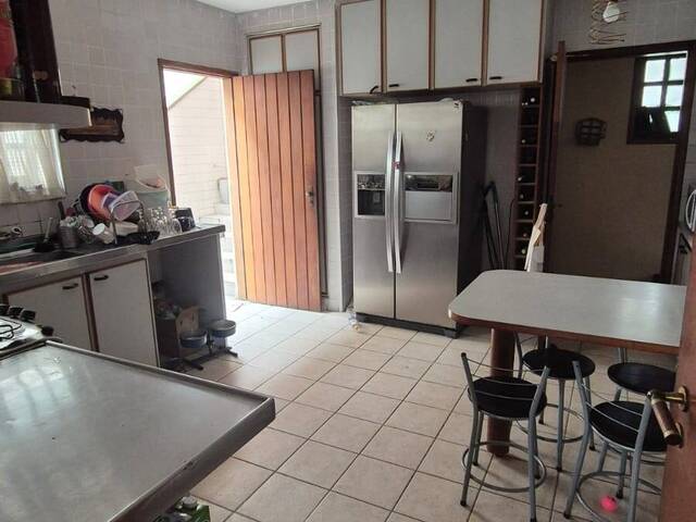 Casa para Venda em Santana de Parnaíba - 5