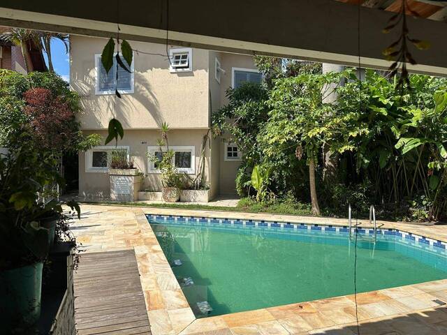 #160 - Casa para Venda em Santana de Parnaíba - SP - 1