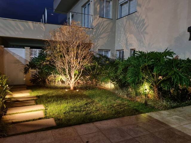 Casa para Venda em Santana de Parnaíba - 4