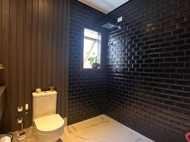 Casa para Venda em Santana de Parnaíba - 5