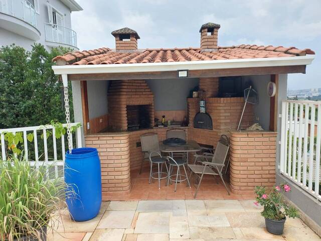 #180 - Casa para Venda em Santana de Parnaíba - SP