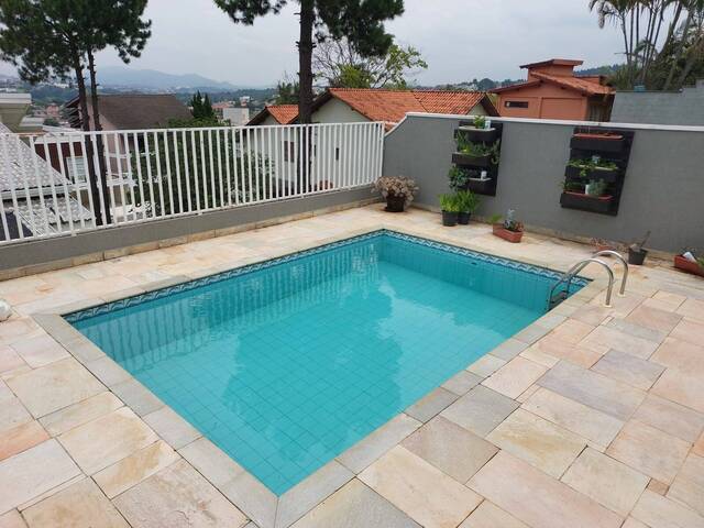 #180 - Casa para Venda em Santana de Parnaíba - SP