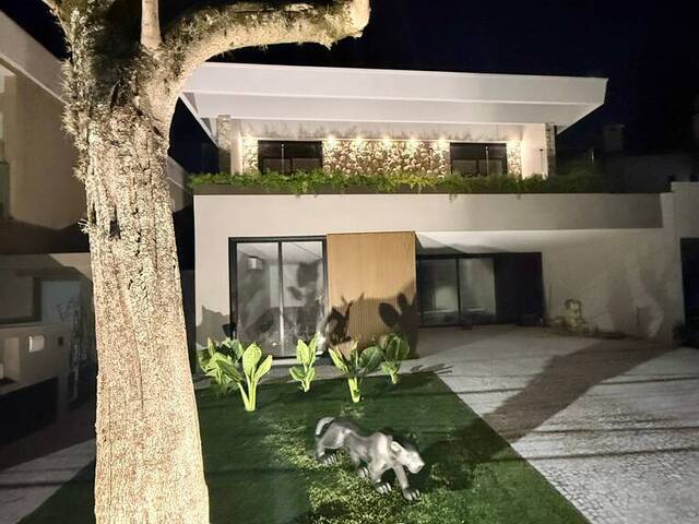 #181 - Casa para Venda em Santana de Parnaíba - SP - 2