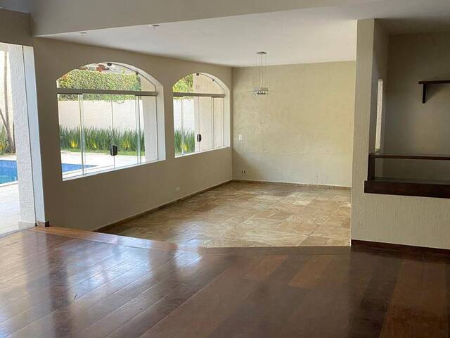 #182 - Casa para Venda em Barueri - SP