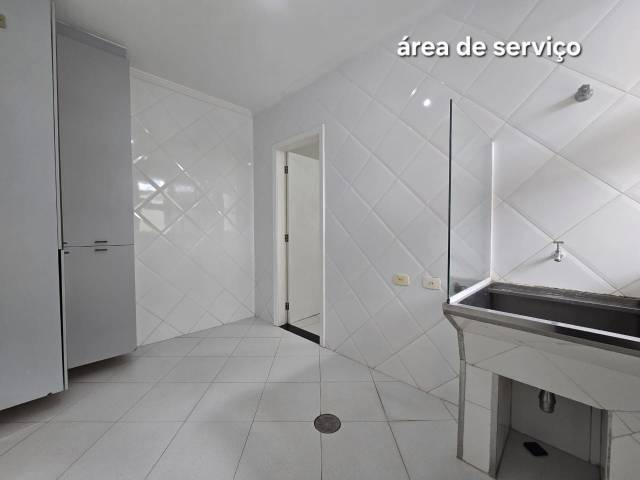 Casa para Venda em Santana de Parnaíba - 4