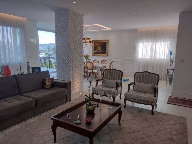 #193 - Casa para Venda em Santana de Parnaíba - SP