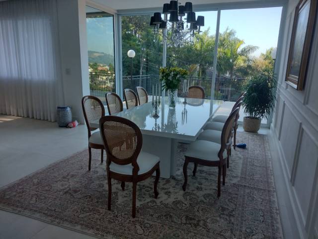 #193 - Casa para Venda em Santana de Parnaíba - SP