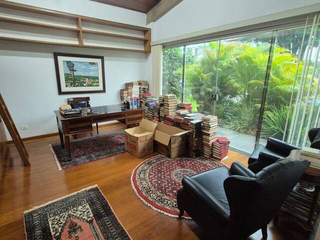 Casa para Locação em Santana de Parnaíba - 2