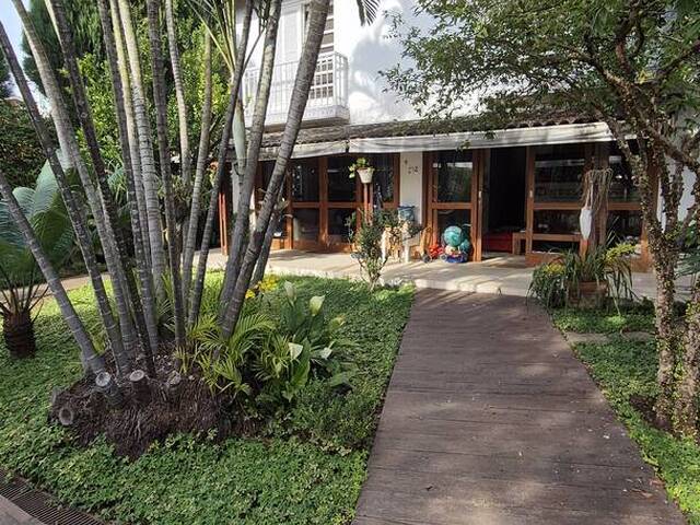 Casa para Venda em Santana de Parnaíba - 3