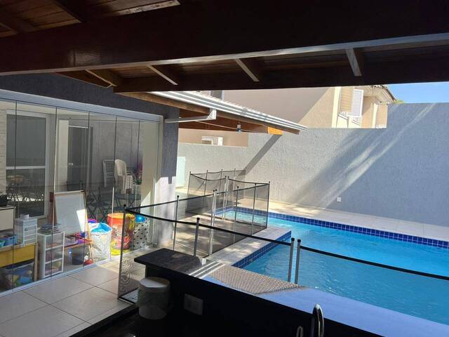 #220 - Casa para Venda em Santana de Parnaíba - SP - 3